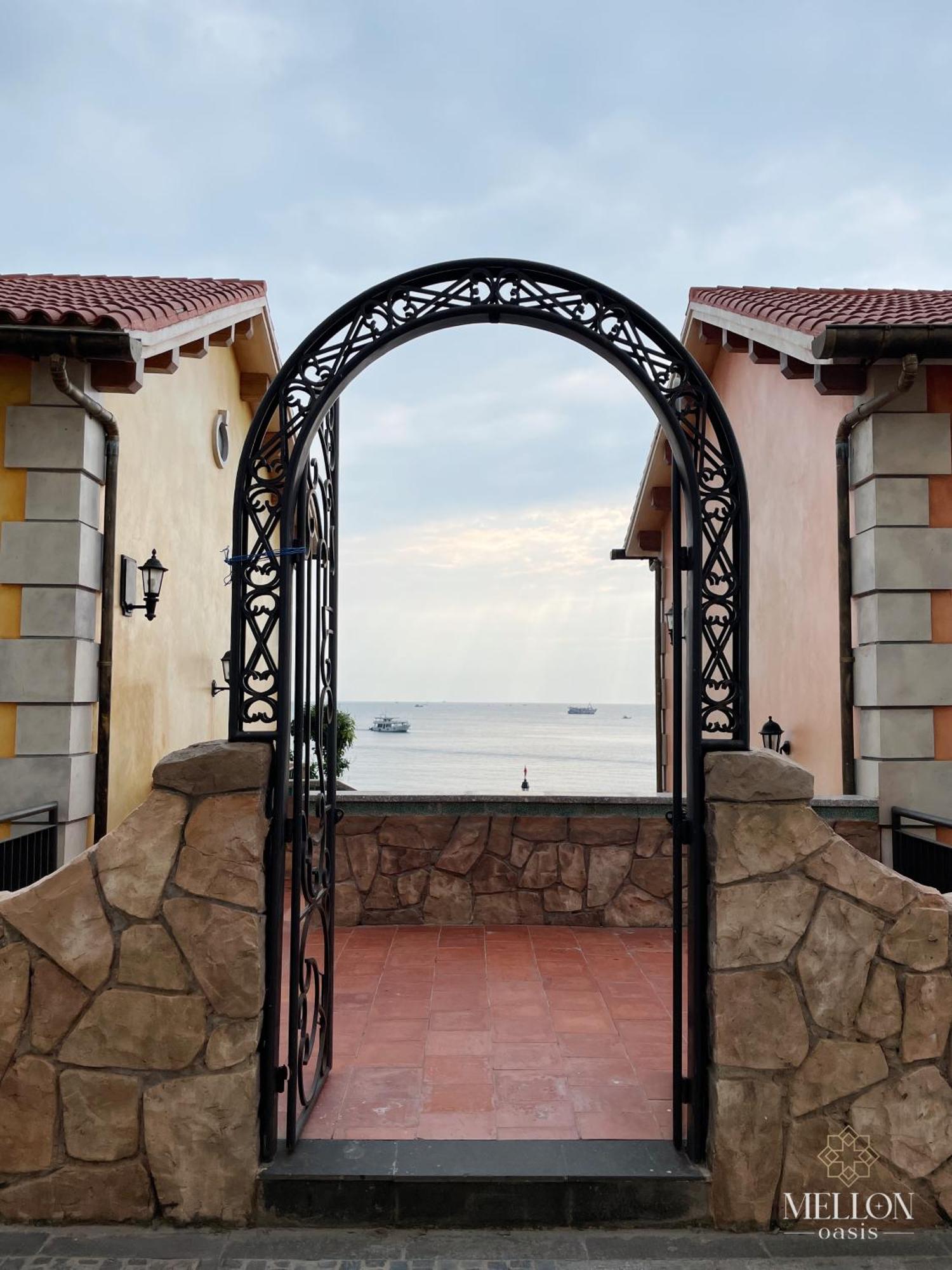 Mellon Oasis Phu Quoc Hotel Buitenkant foto